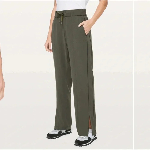 Lululemon On the Right Track Pant Size 10 Dark Olive / Black - Picture 2 of 13